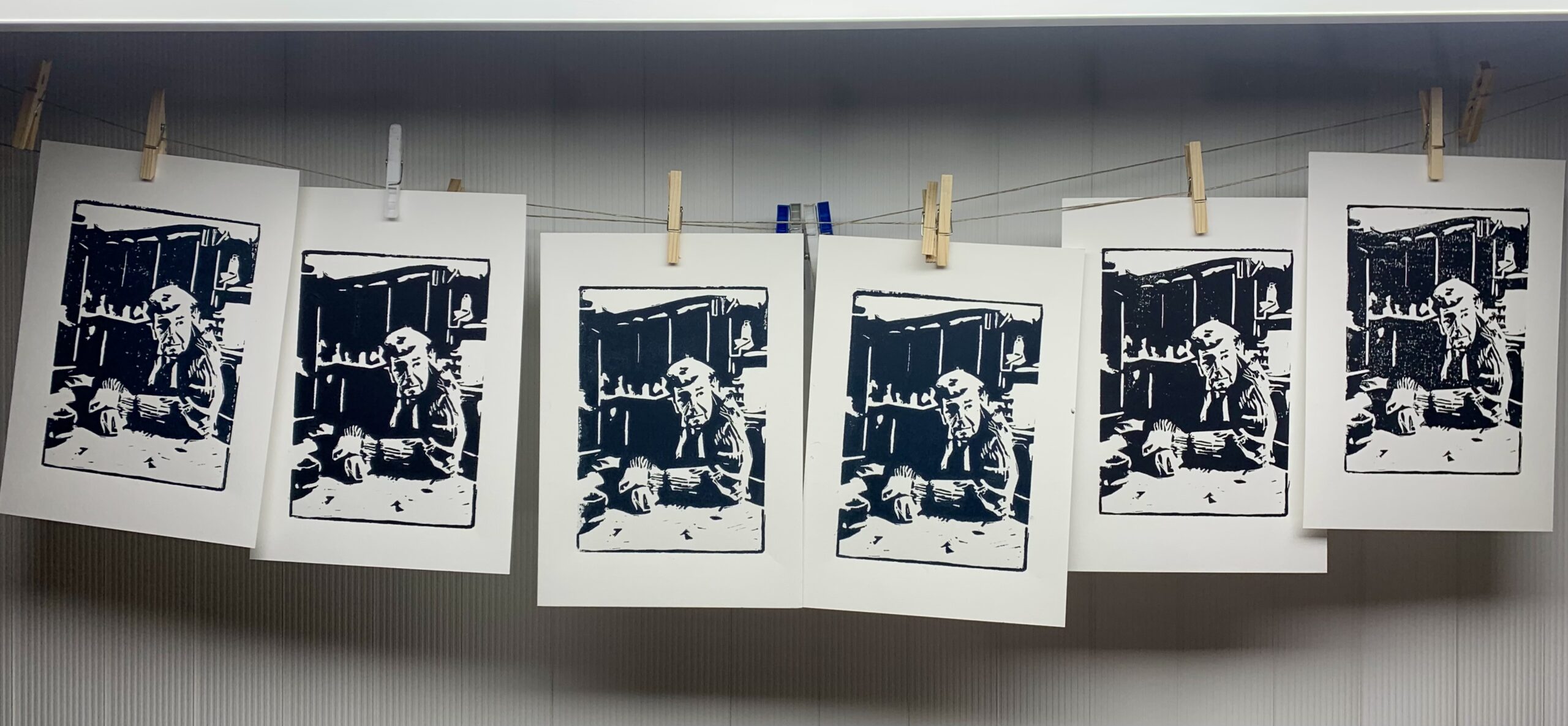 Joost Prinsen in zijn keuken – linosnede - Afbeelding 2